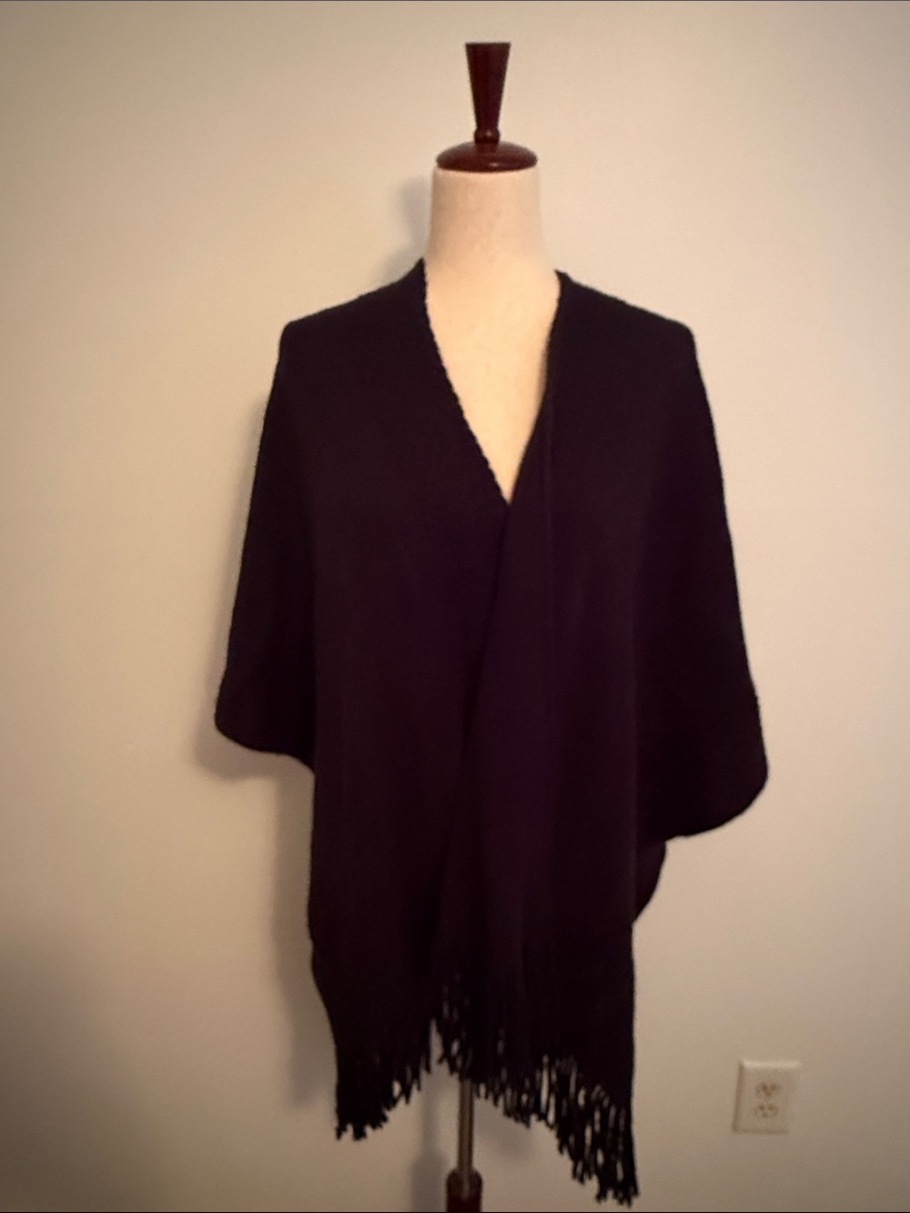 Black Women's Knit Fringe Wrap